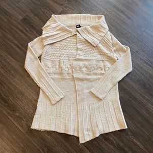 Oxmo sweater wrap size XS